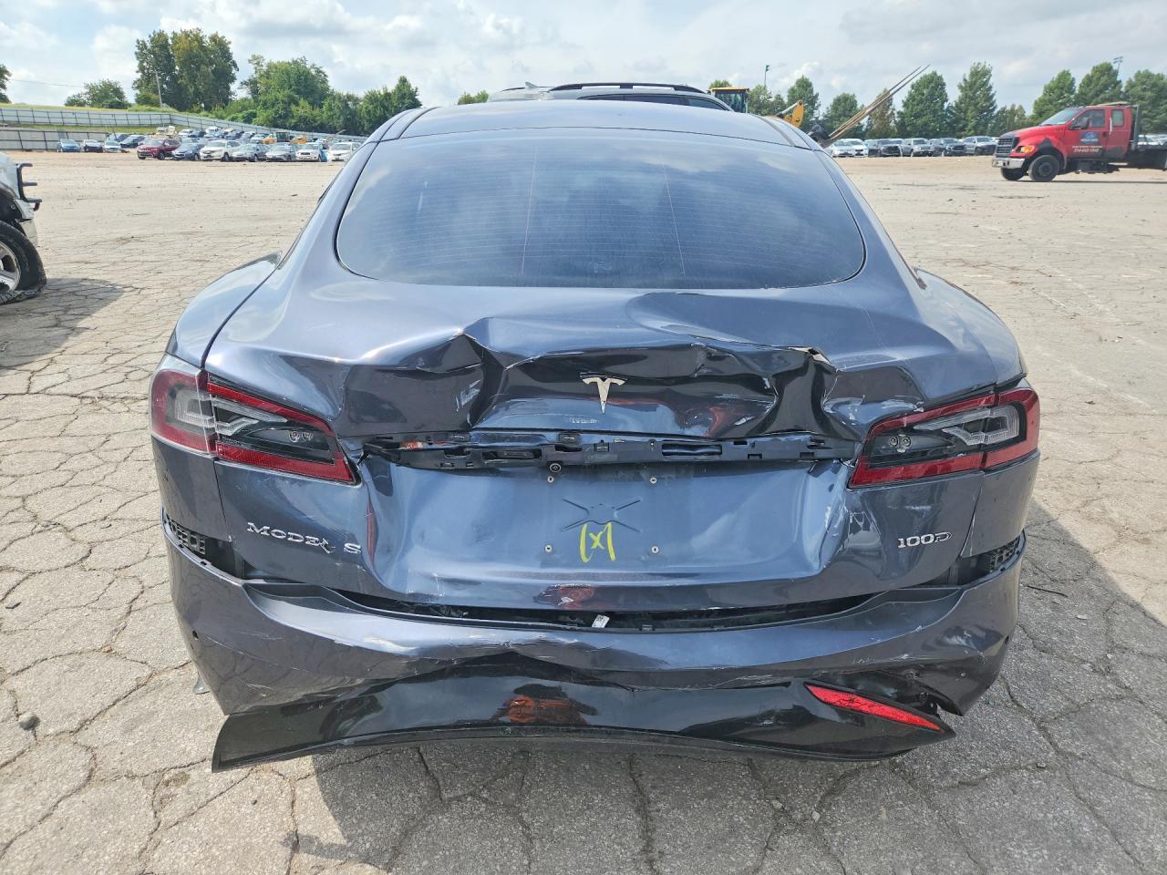 2018 TESLA MODEL S — Фото 6 из 12