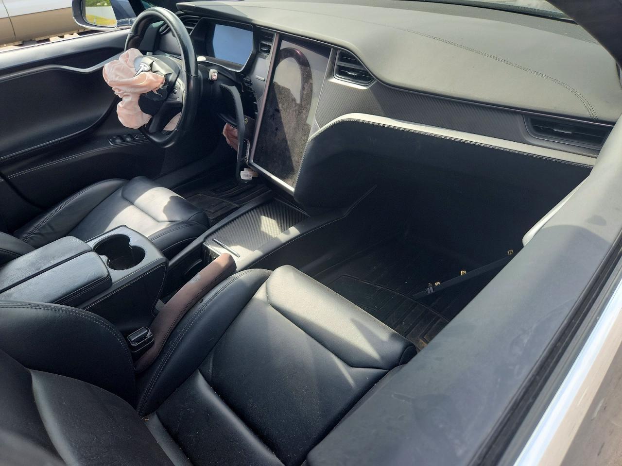 2018 TESLA MODEL S — Фото 8 из 12