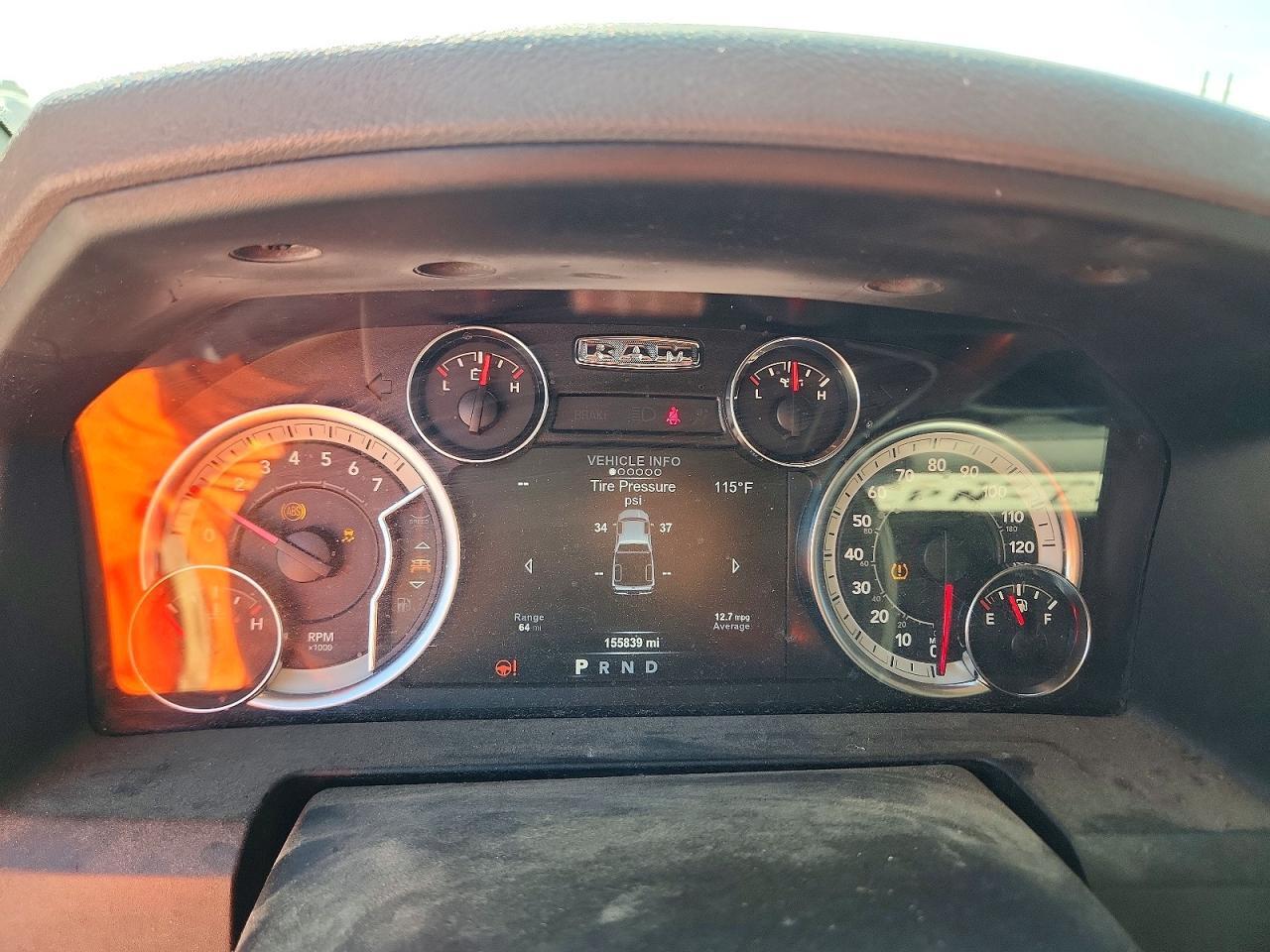 2019 RAM 1500 CLASSIC SLT — Фото 9 из 13