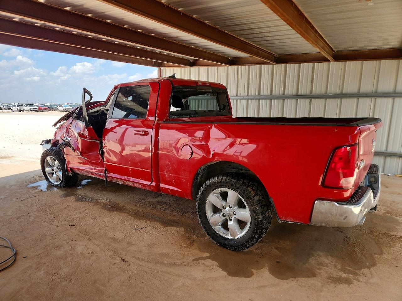 1C6RR6TT5KS584884 2019 RAM 1500 CLASSIC photo no. 2