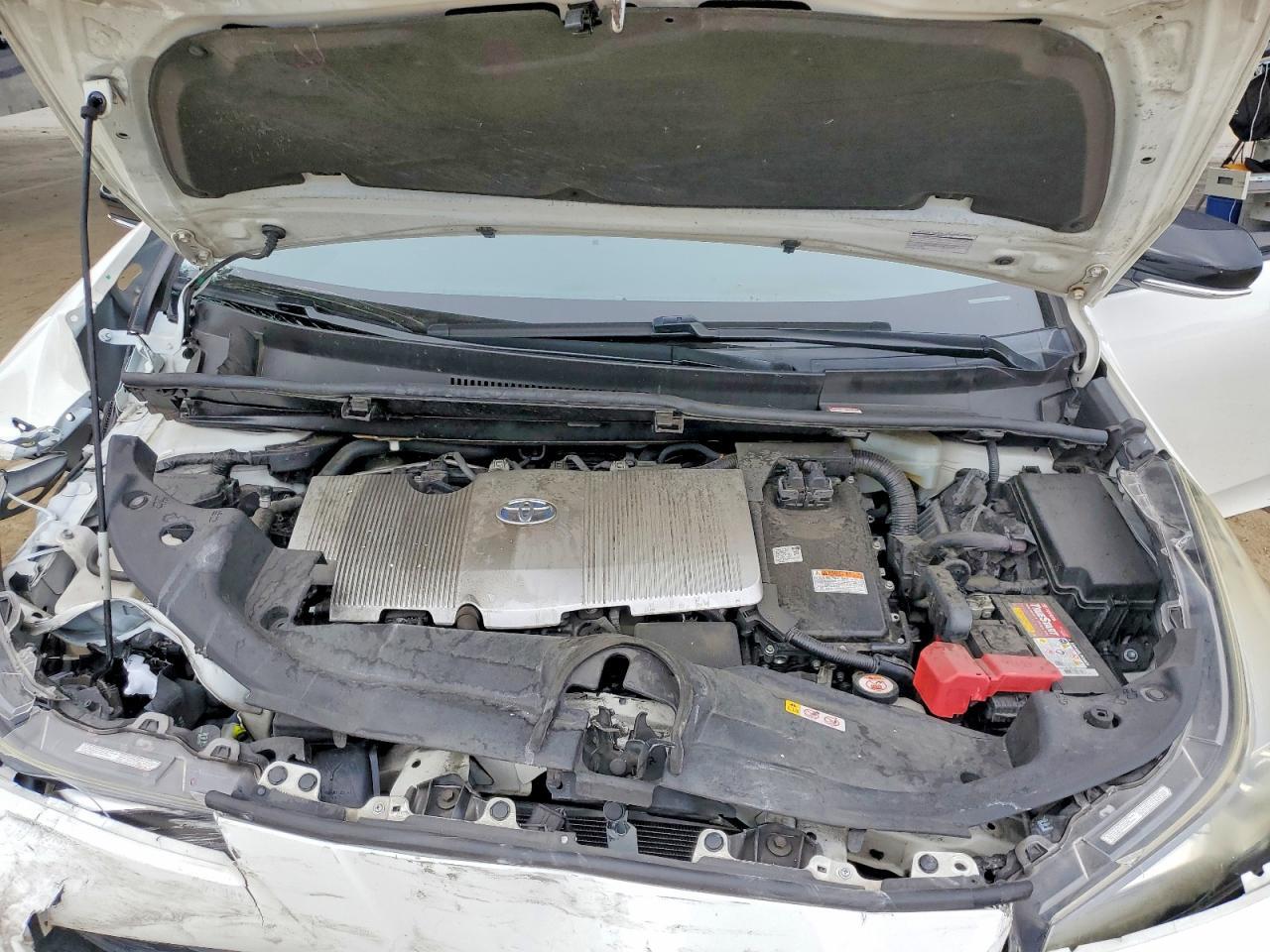 2021 TOYOTA PRIUS LE — Фото 11 из 12