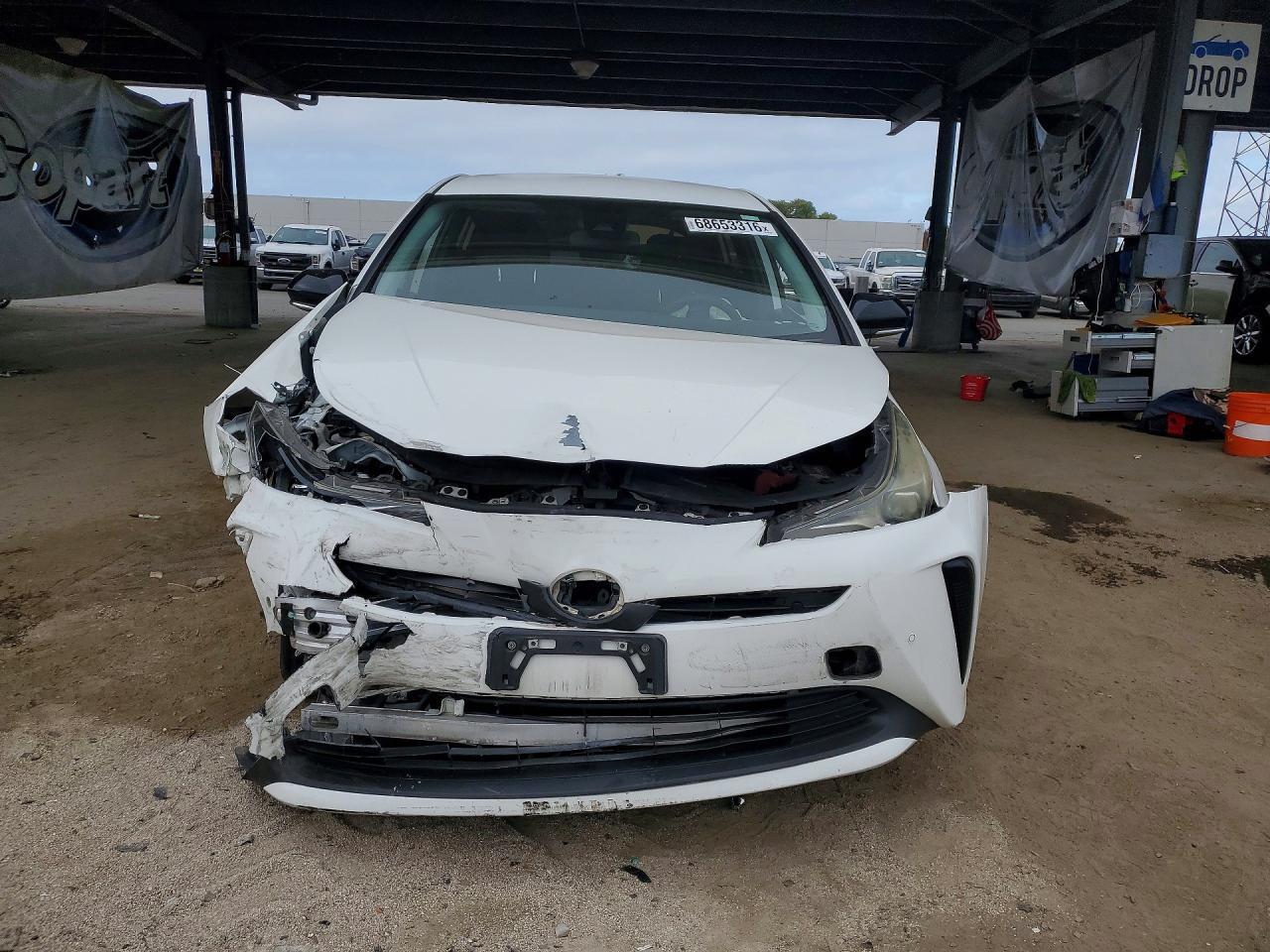 2021 TOYOTA PRIUS LE — Фото 5 из 12