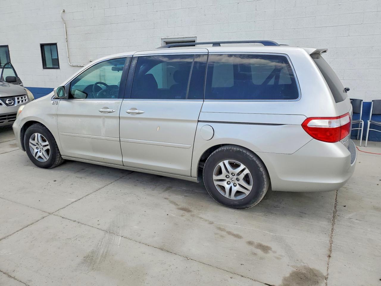 5FNRL38417B410583 2007 HONDA ODYSSEY photo no. 2