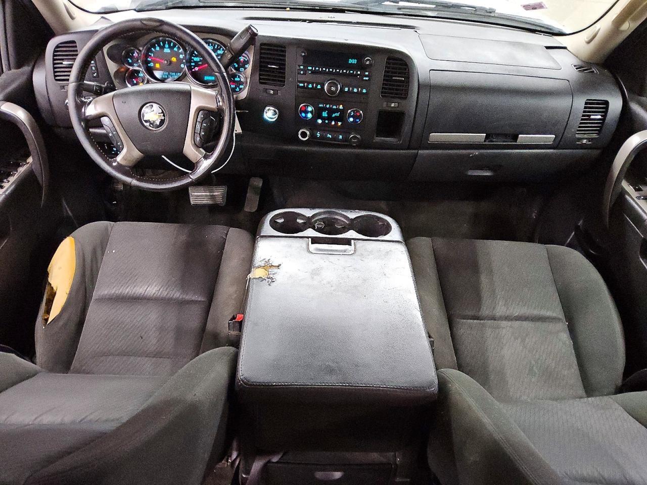 3GCPKSE30BG139082 2011 CHEVROLET SILVERADO photo no. 8