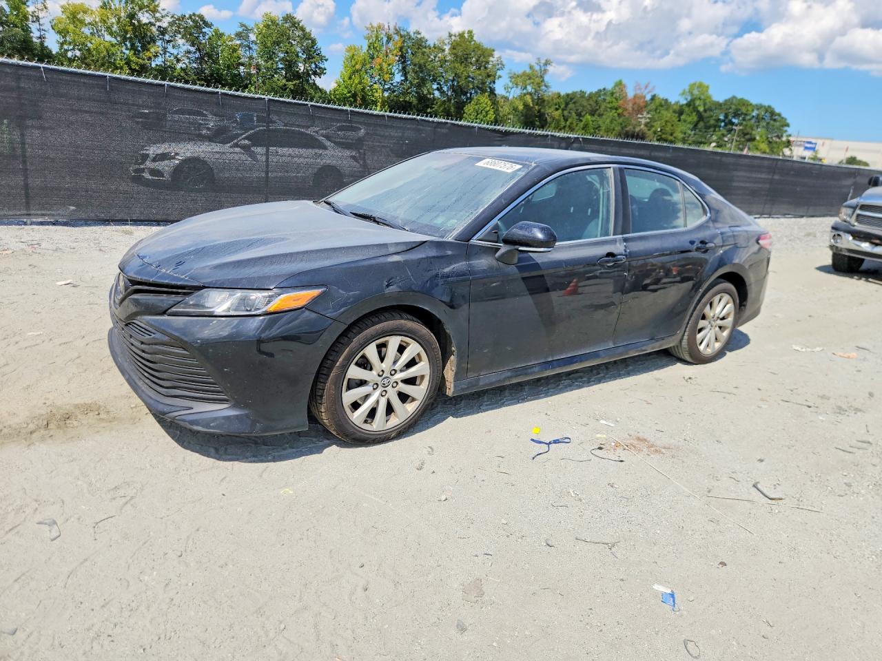 2018 TOYOTA CAMRY 4T1B11HK0JU657775