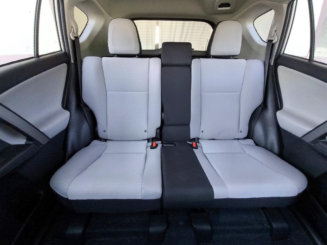 2T3RFREVXGW420689 2016 TOYOTA RAV4 photo no. 10