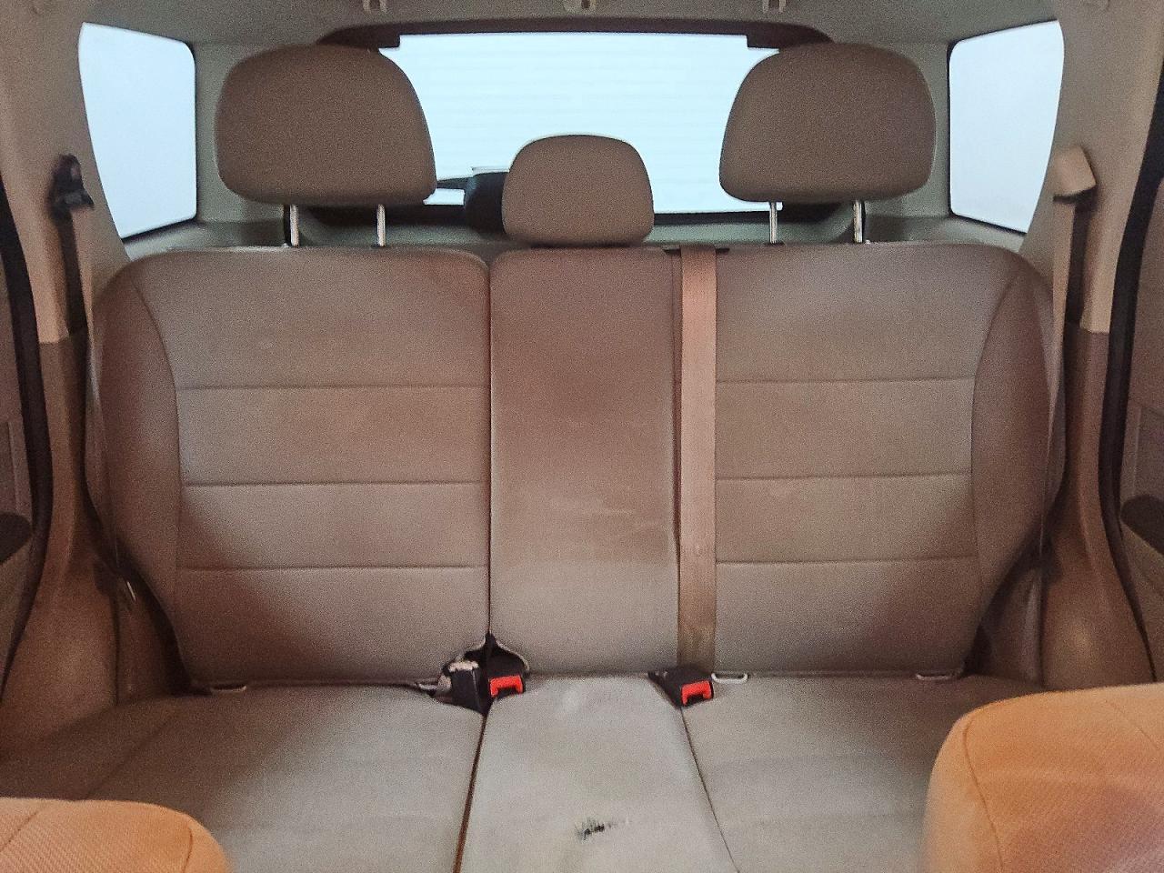 1FMCU0DG7AKD20765 2010 FORD ESCAPE photo no. 10