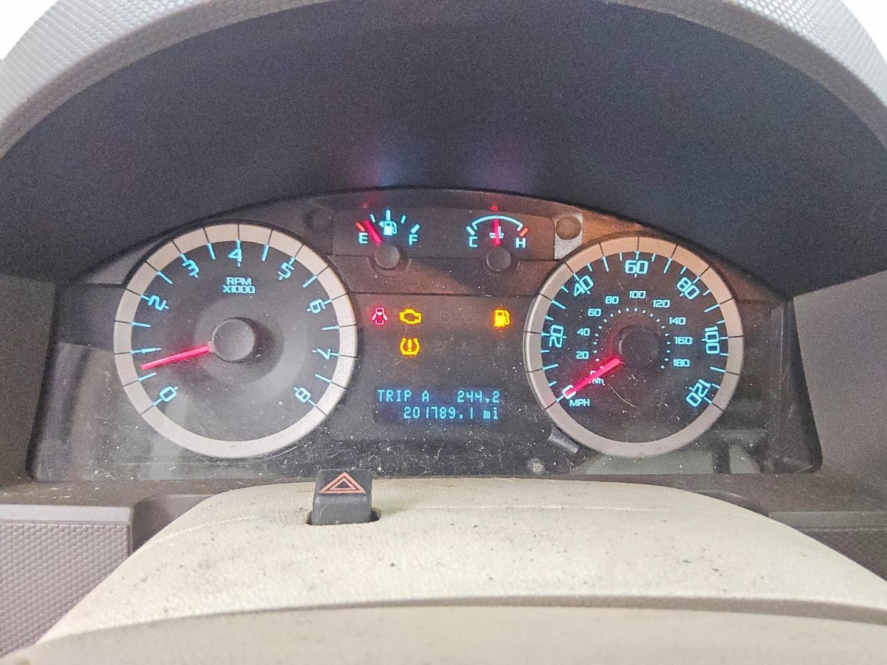 1FMCU0DG7AKD20765 2010 FORD ESCAPE photo no. 9