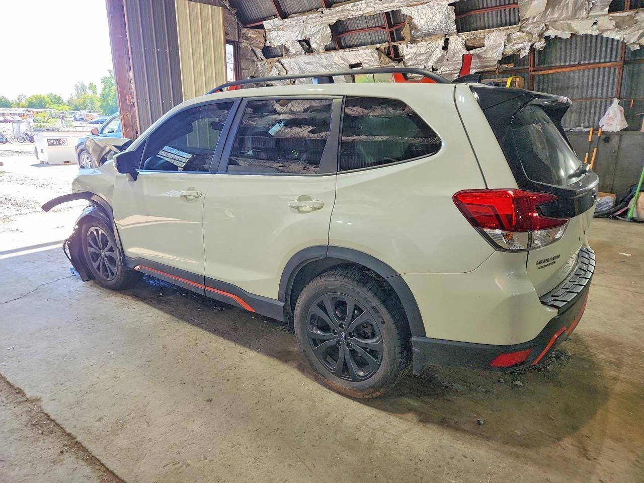2024 SUBARU FORESTER SPORT — Фото 2 из 13