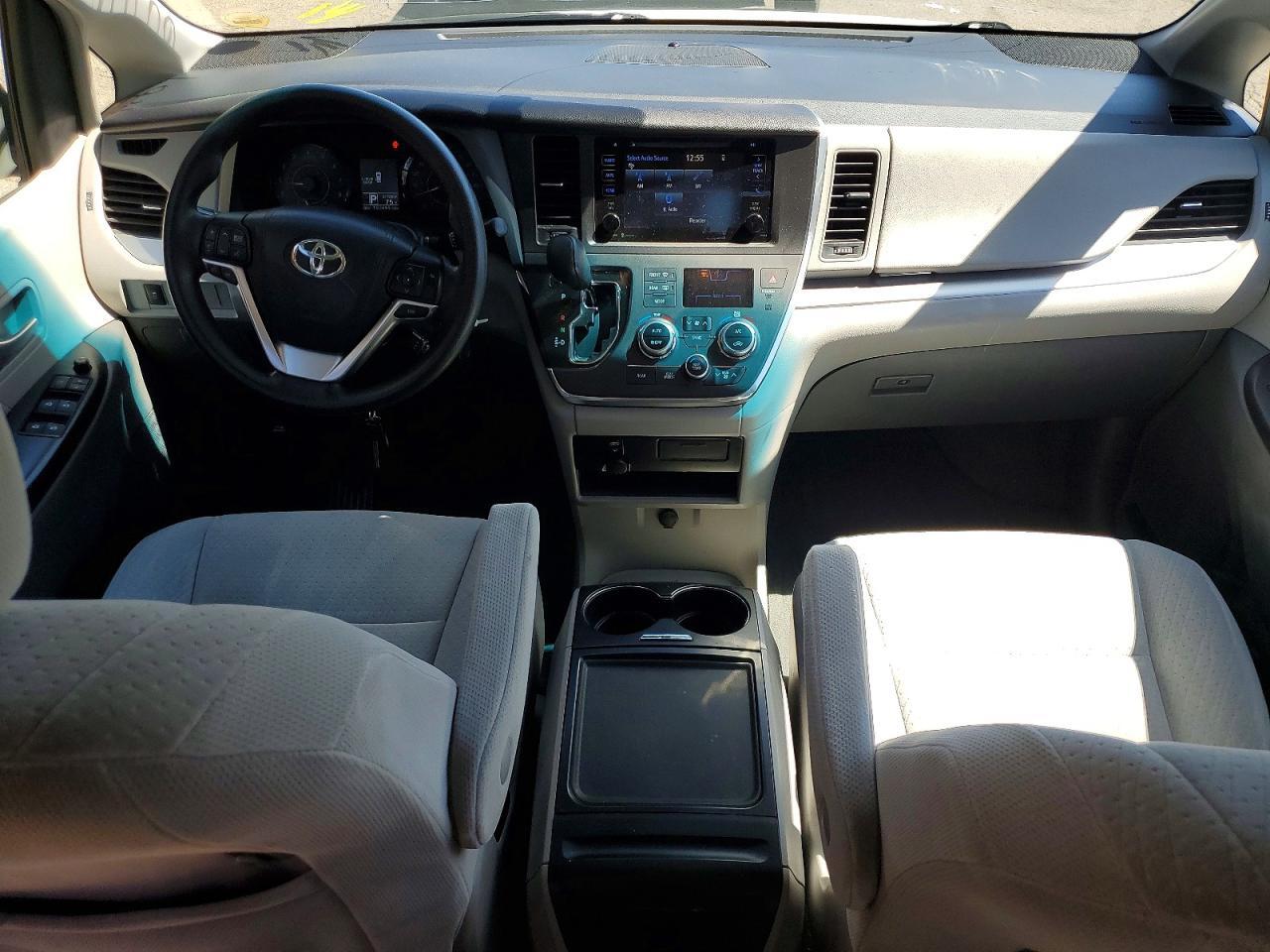 5TDKK3DC3FS585574 2015 TOYOTA SIENNA photo no. 8