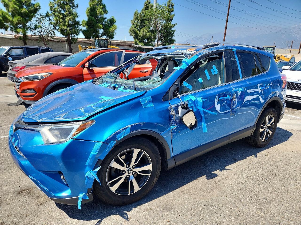 2018 TOYOTA RAV4 JTMWFREV3JJ737710