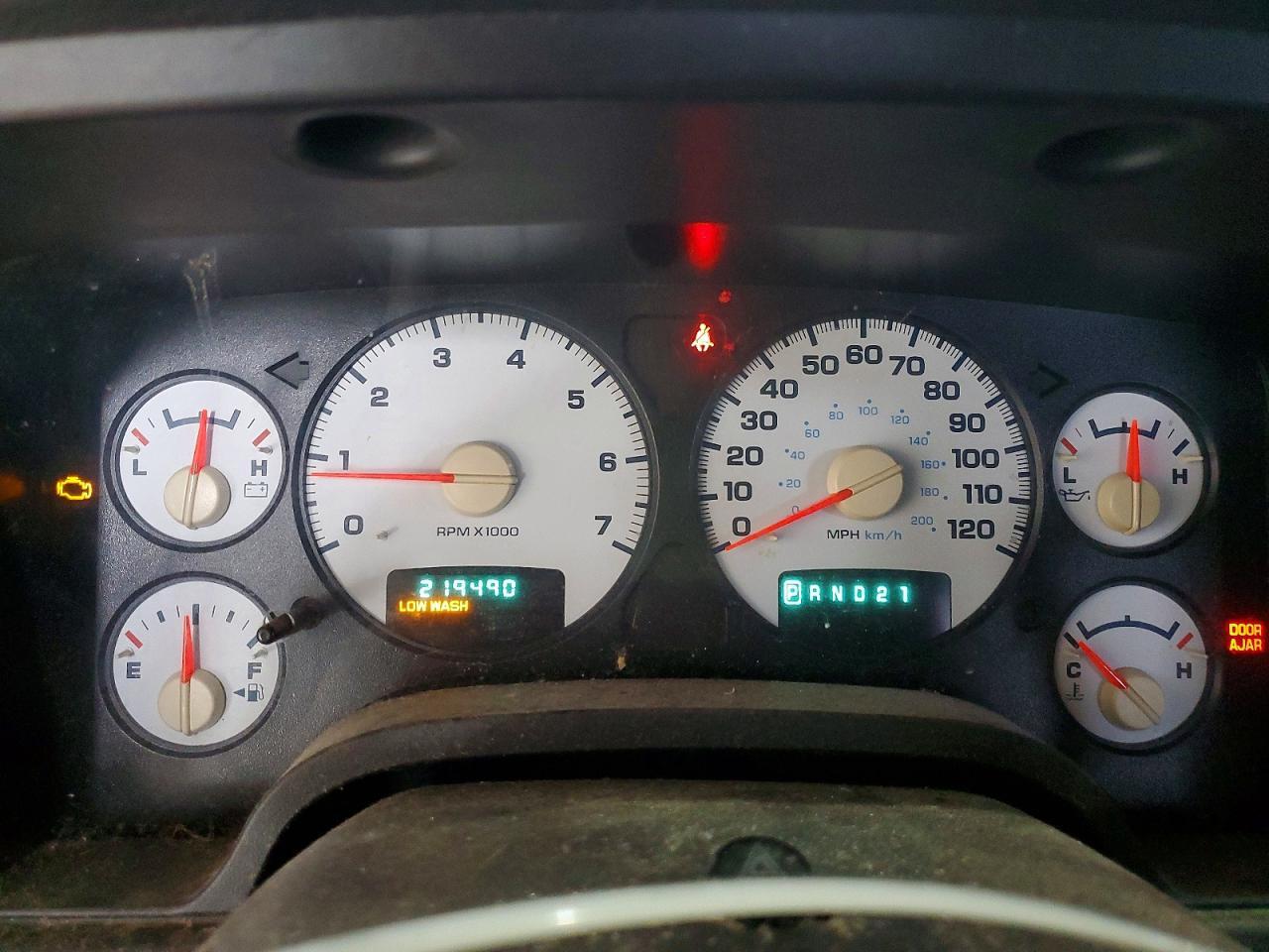 2004 DODGE RAM 1500 ST — Фото 9 из 12