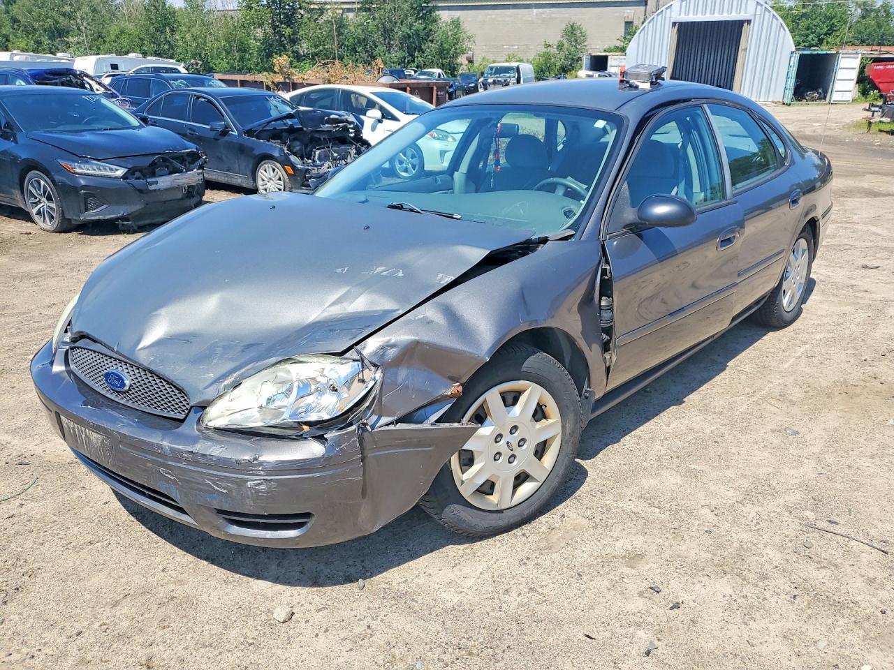 1FAFP52U44G158458 2004 FORD TAURUS photo no. 1