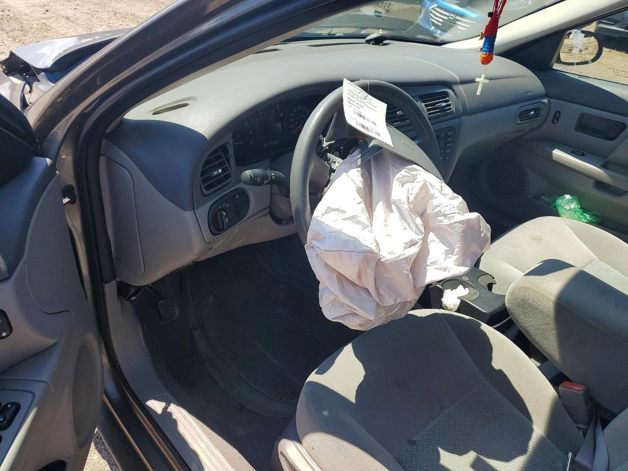 1FAFP52U44G158458 2004 FORD TAURUS photo no. 8