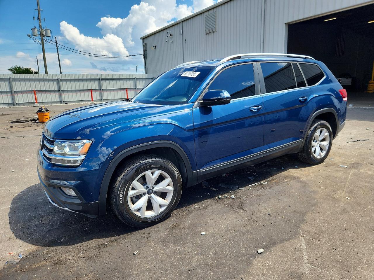 2018 VOLKSWAGEN ATLAS 1V2DR2CA2JC506922