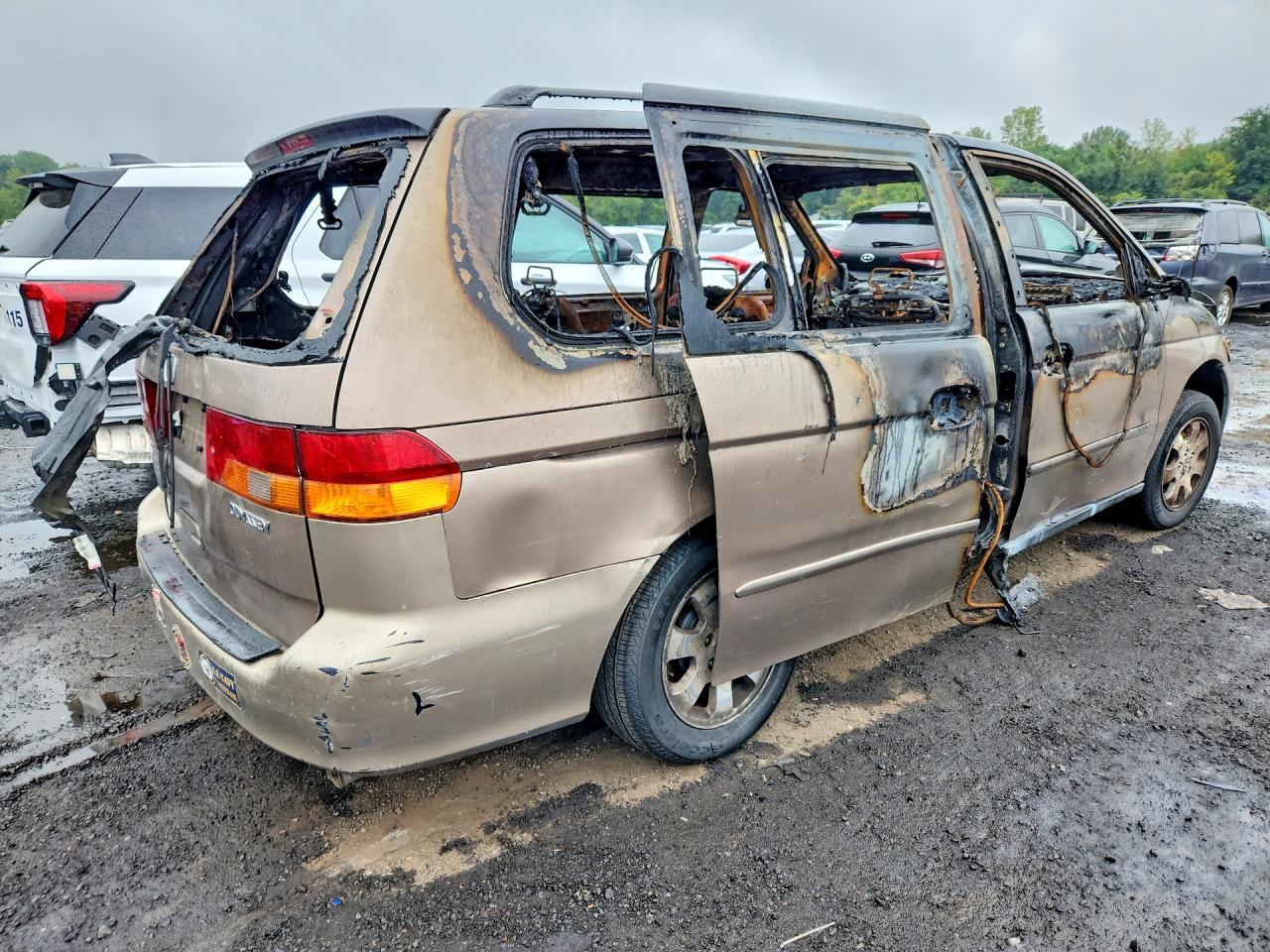 5FNRL18053B059429 2003 HONDA ODYSSEY photo no. 3