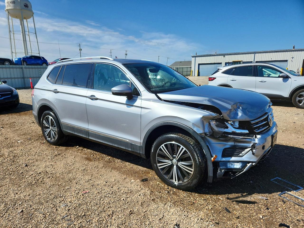 2019 VOLKSWAGEN TIGUAN SE — Фото 4 из 12