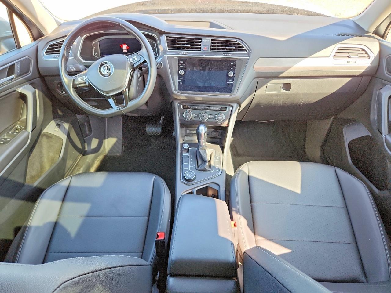 2019 VOLKSWAGEN TIGUAN SE — Фото 8 из 12