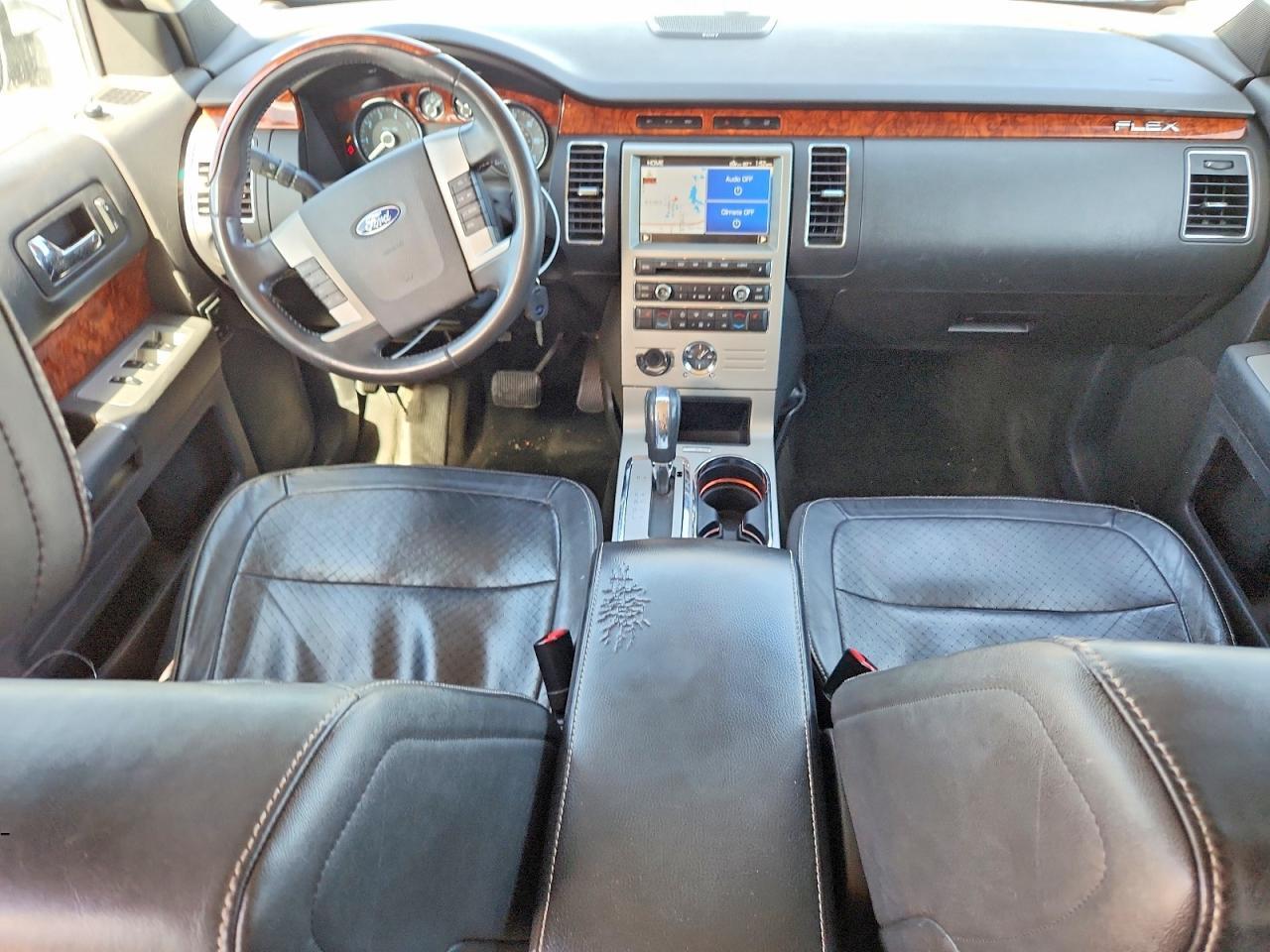 2FMHK6DC3BBD25324 2011 FORD FLEX photo no. 8