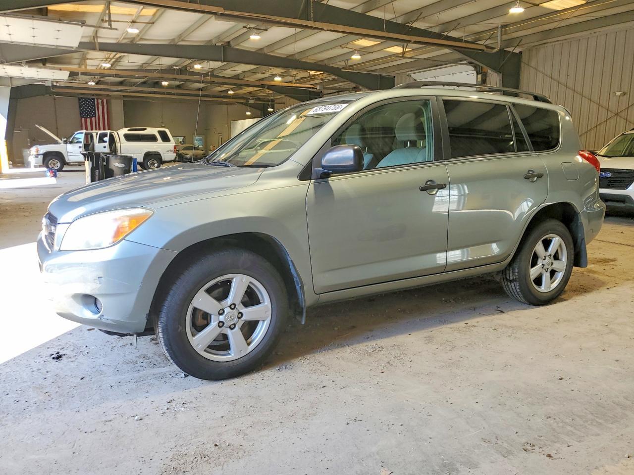 2007 TOYOTA RAV4 JTMBK35V075014096