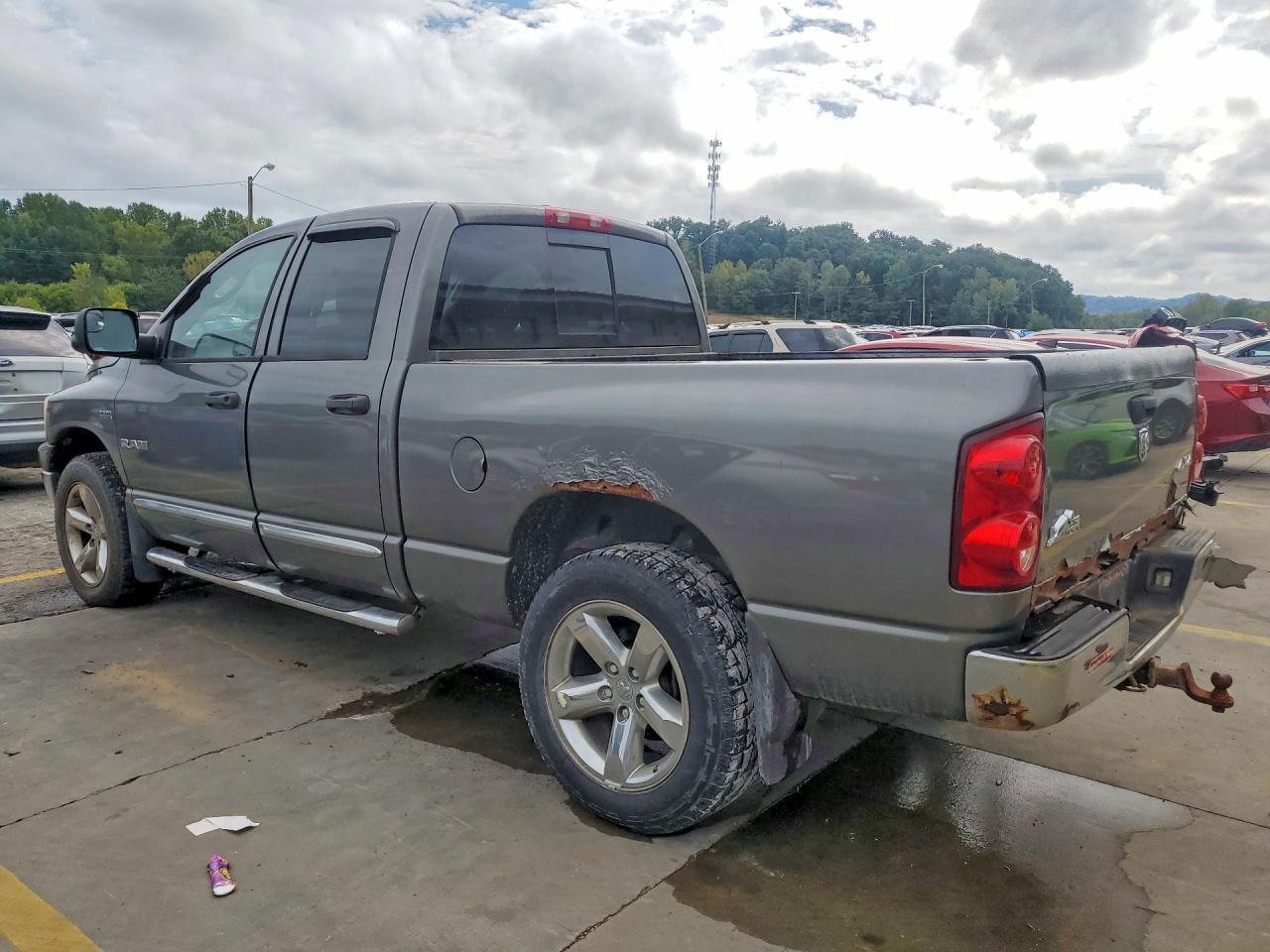 2008 DODGE RAM 1500 ST — Фото 2 из 12