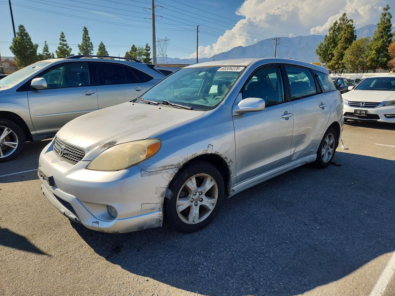 2005 TOYOTA MATRIX 2T1KR32E75C413412