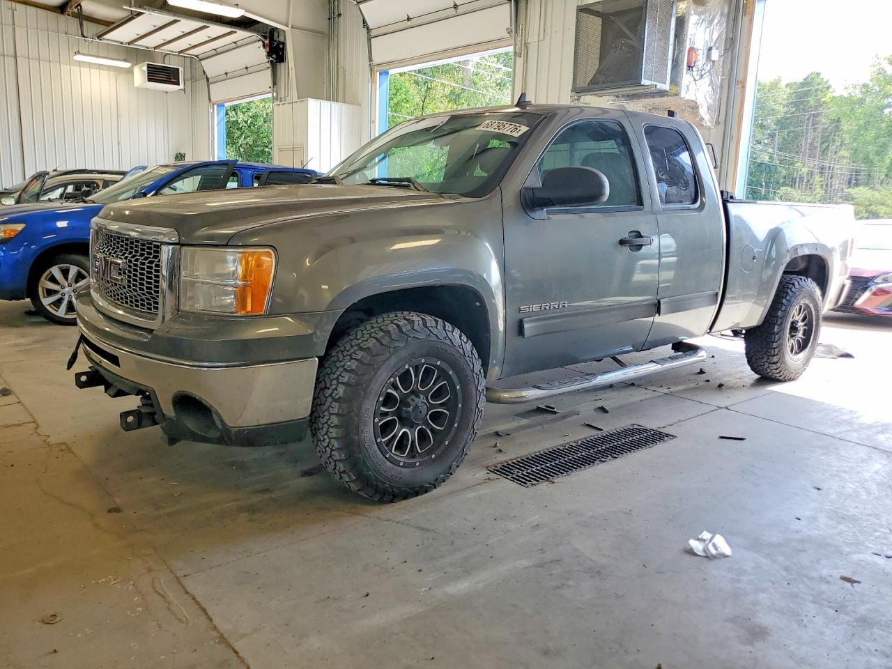 2011 GMC SIERRA 1GTR2VE37BZ134066