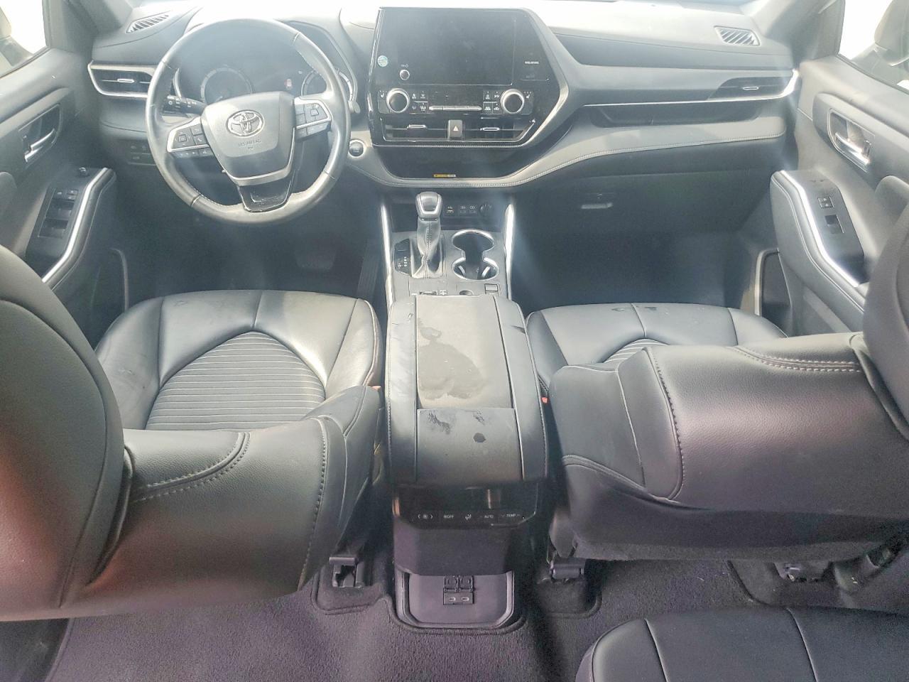5TDKDRAH2RS538800 2024 TOYOTA HIGHLANDER photo no. 8