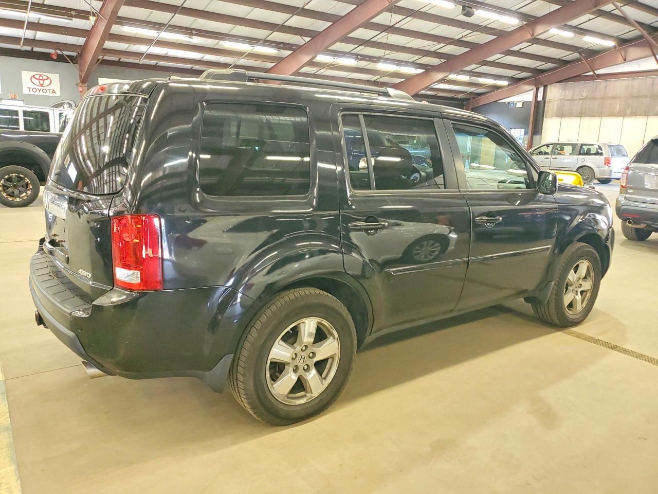 5FNYF4H58BB096120 2011 HONDA PILOT photo no. 3