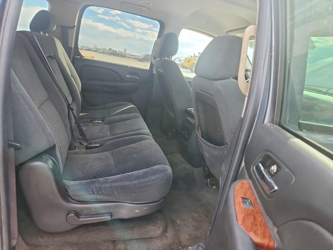 1GKFK16368J145839 2008 GMC YUKON XL photo no. 11