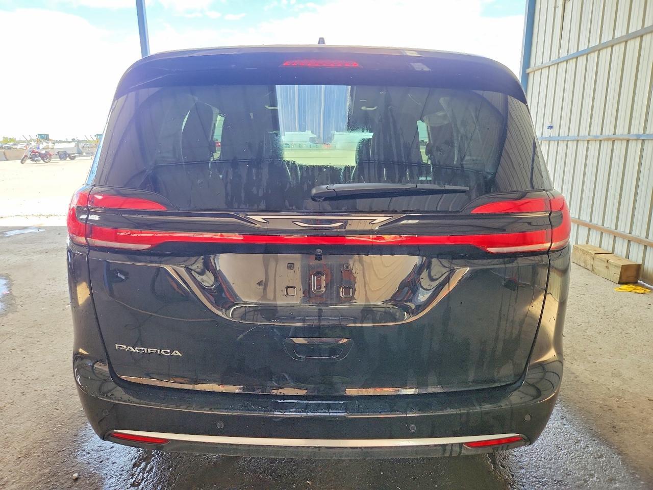 2C4RC1BG4VR571857 2027 CHRYSLER PACIFICA photo no. 6