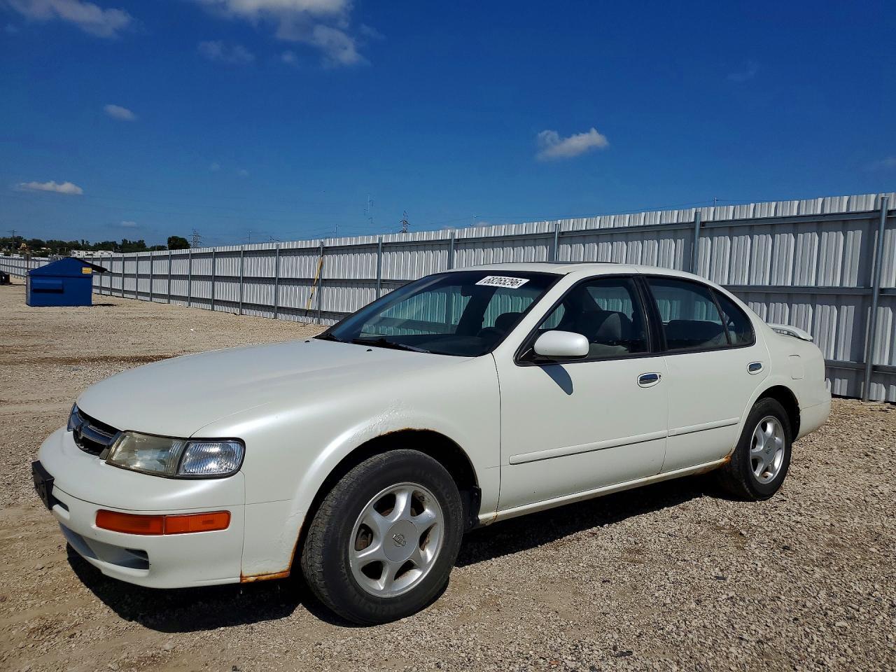 1999 NISSAN MAXIMA JN1CA21D1XM417155