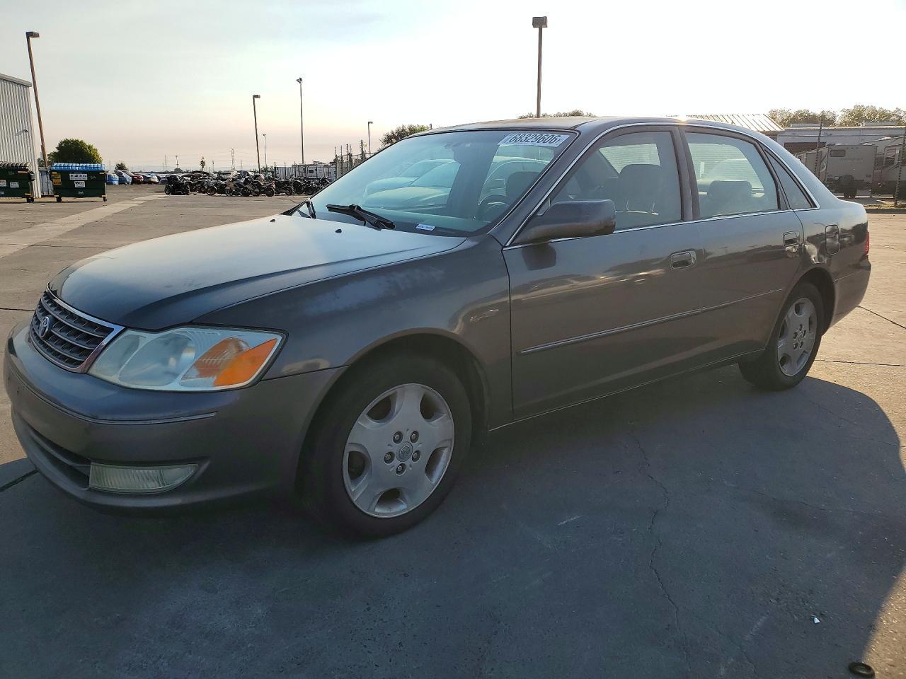 2003 TOYOTA AVALON 4T1BF28BX3U295786