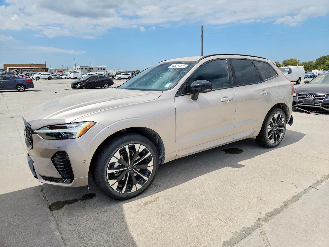 2026 VOLVO XC60 YV4M12RCXT1373968