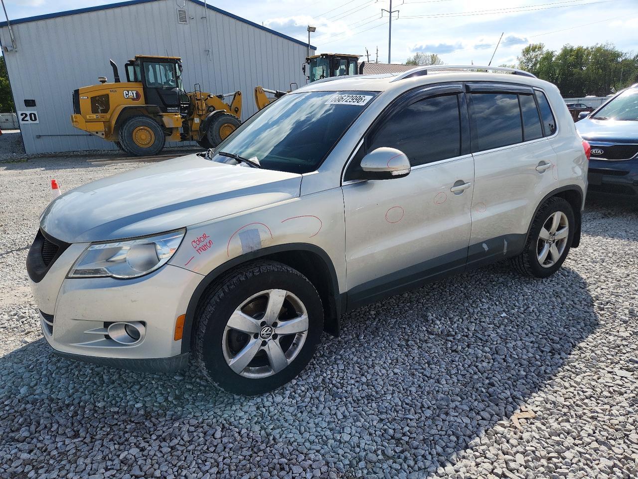 2010 VOLKSWAGEN TIGUAN WVGBV7AX1AW529191