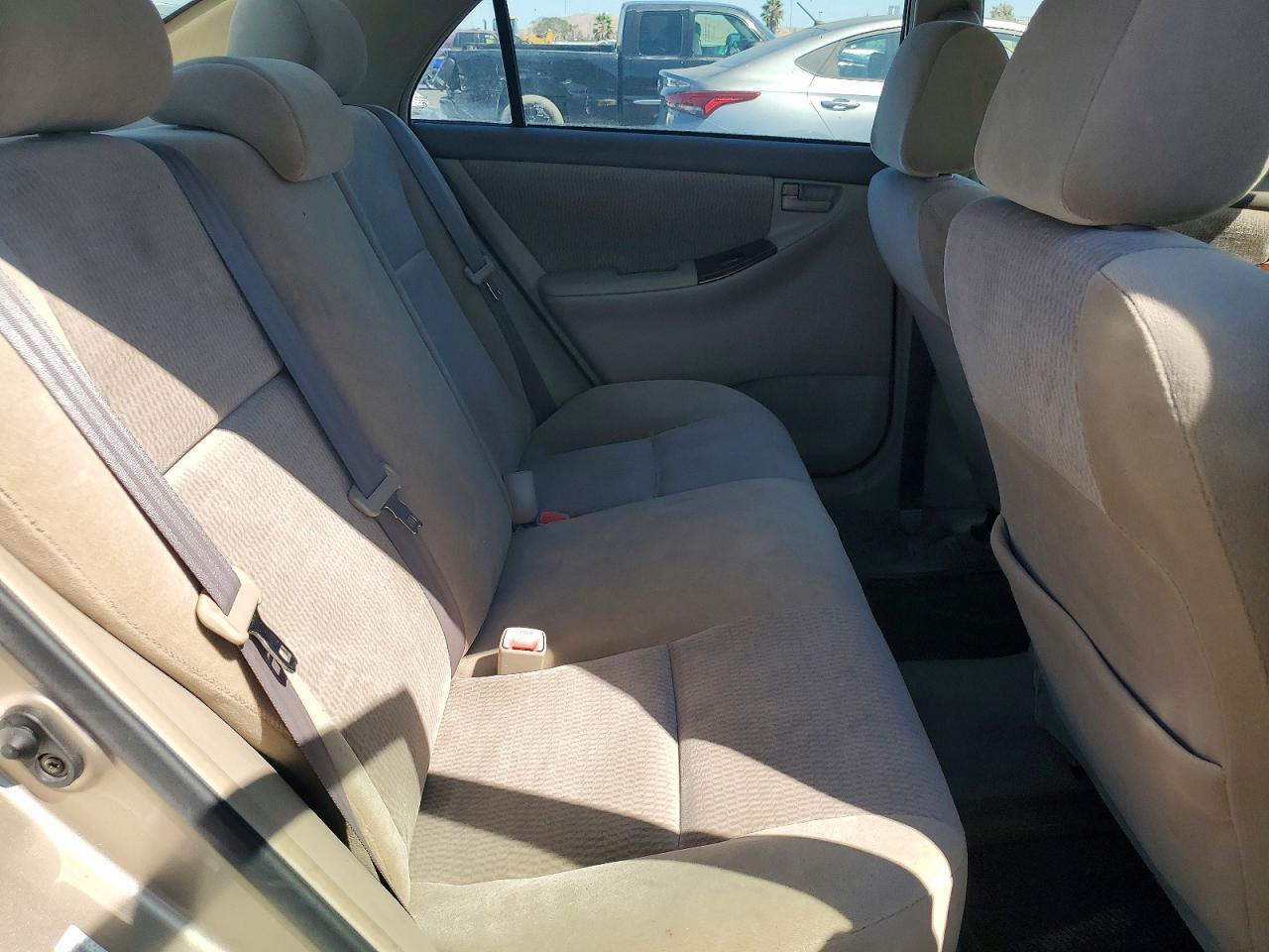 1NXBR32E06Z603553 2006 TOYOTA COROLLA photo no. 10