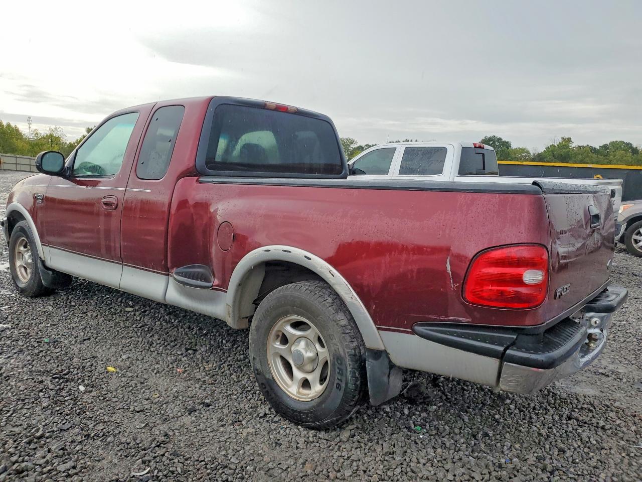 1FTRX07L1WKC16763 1998 FORD F150 photo no. 2