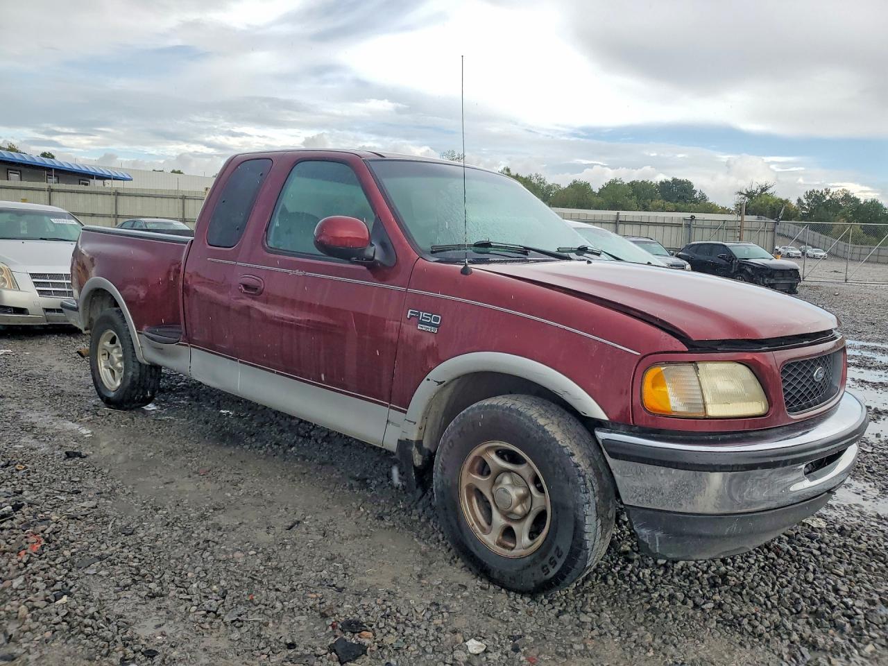 1FTRX07L1WKC16763 1998 FORD F150 photo no. 4