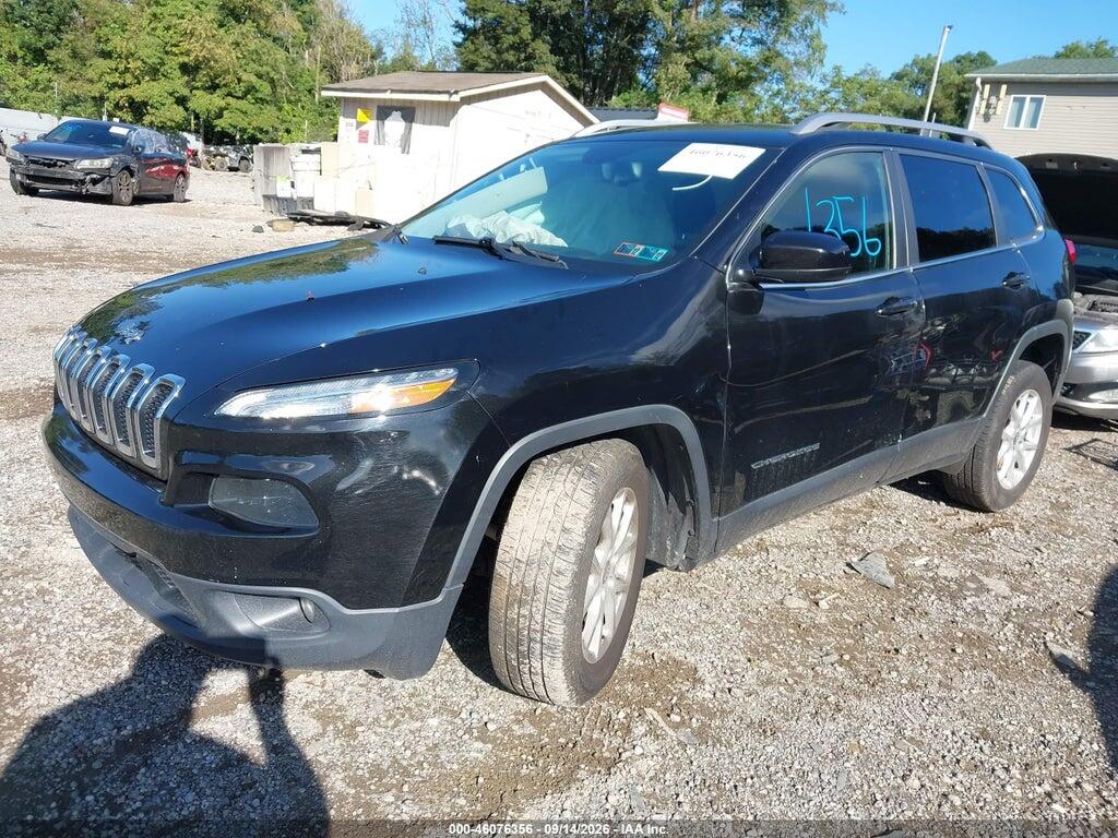 1C4PJMCS5HW545992 2017 JEEP CHEROKEE photo no. 2