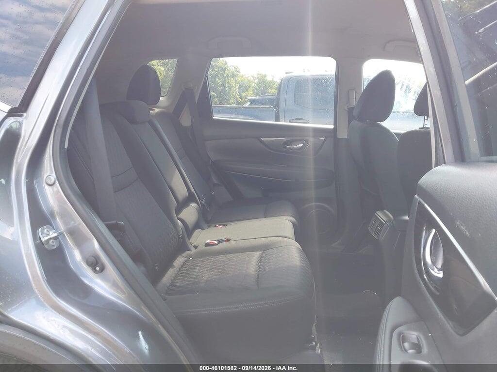 KNMAT2MV8HP576421 2017 NISSAN ROGUE photo no. 8