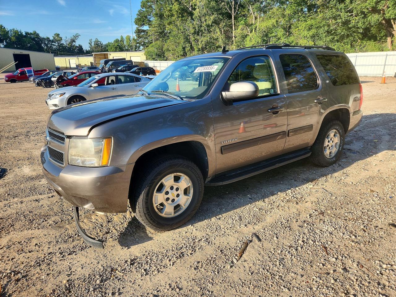 2011 CHEVROLET TAHOE 1GNSKBE05BR189791