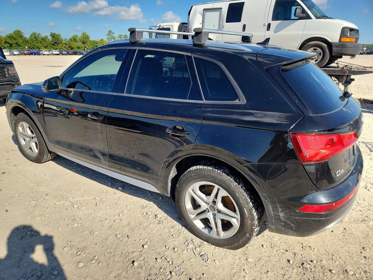2018 AUDI Q5 PREMIUM — Фото 2 из 13