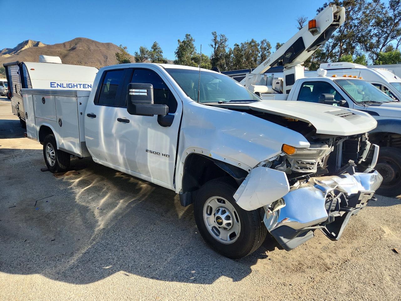 1GB2WLE76NF230634 2022 CHEVROLET SILVERADO photo no. 4