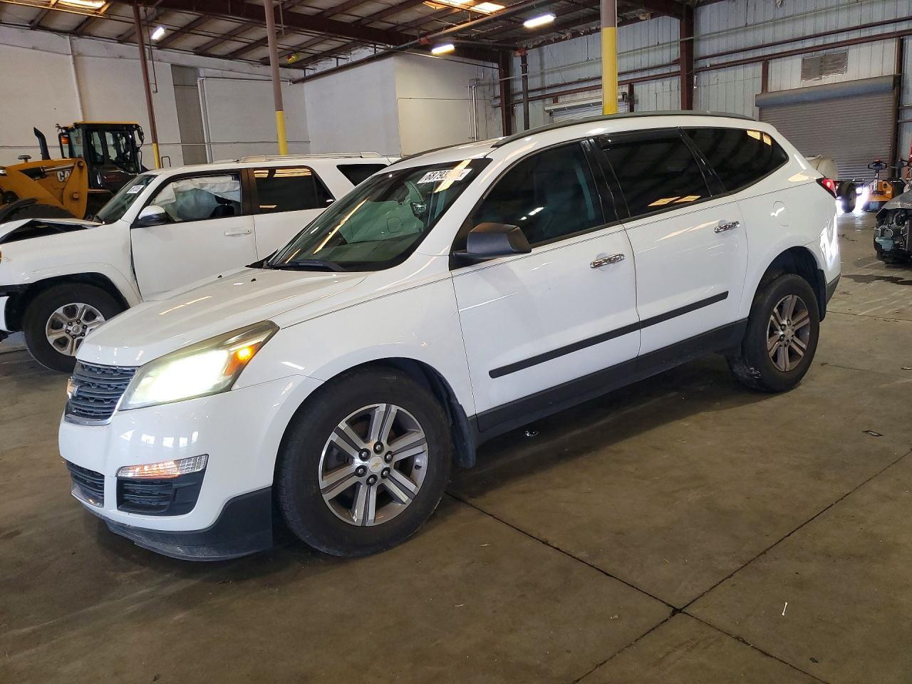 2017 CHEVROLET TRAVERSE 1GNKRFED0HJ352831