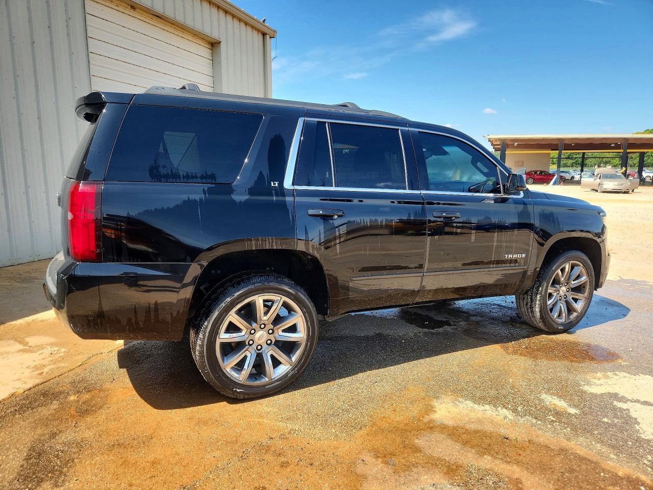 1GNSCBKC6KR234782 2019 CHEVROLET TAHOE photo no. 3