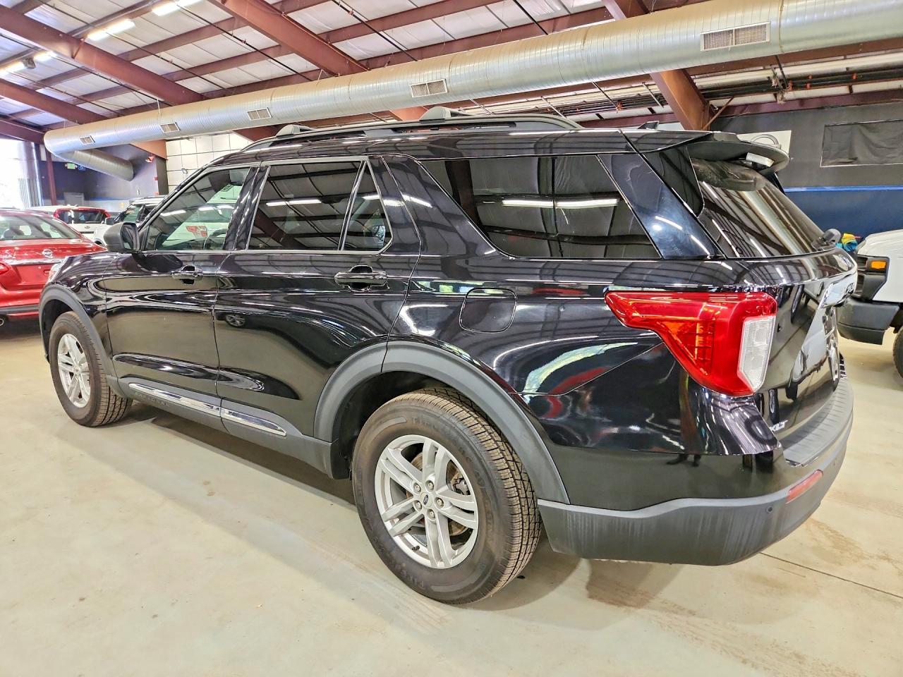 1FMSK8DHXLGA22063 2020 FORD EXPLORER photo no. 2