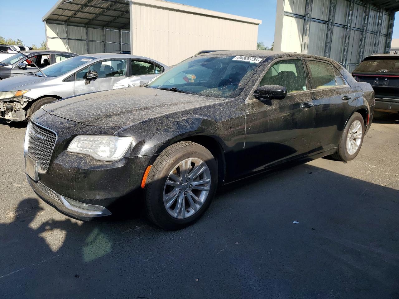 2017 CHRYSLER 300 2C3CCAAGXHH599653