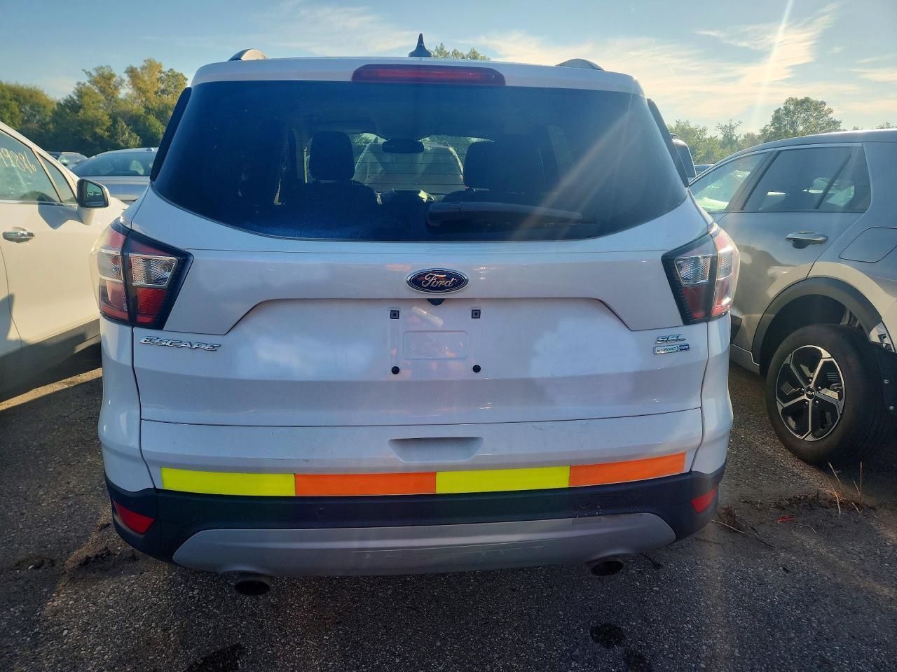 1FMCU9HD9JUD23630 2018 FORD ESCAPE photo no. 6