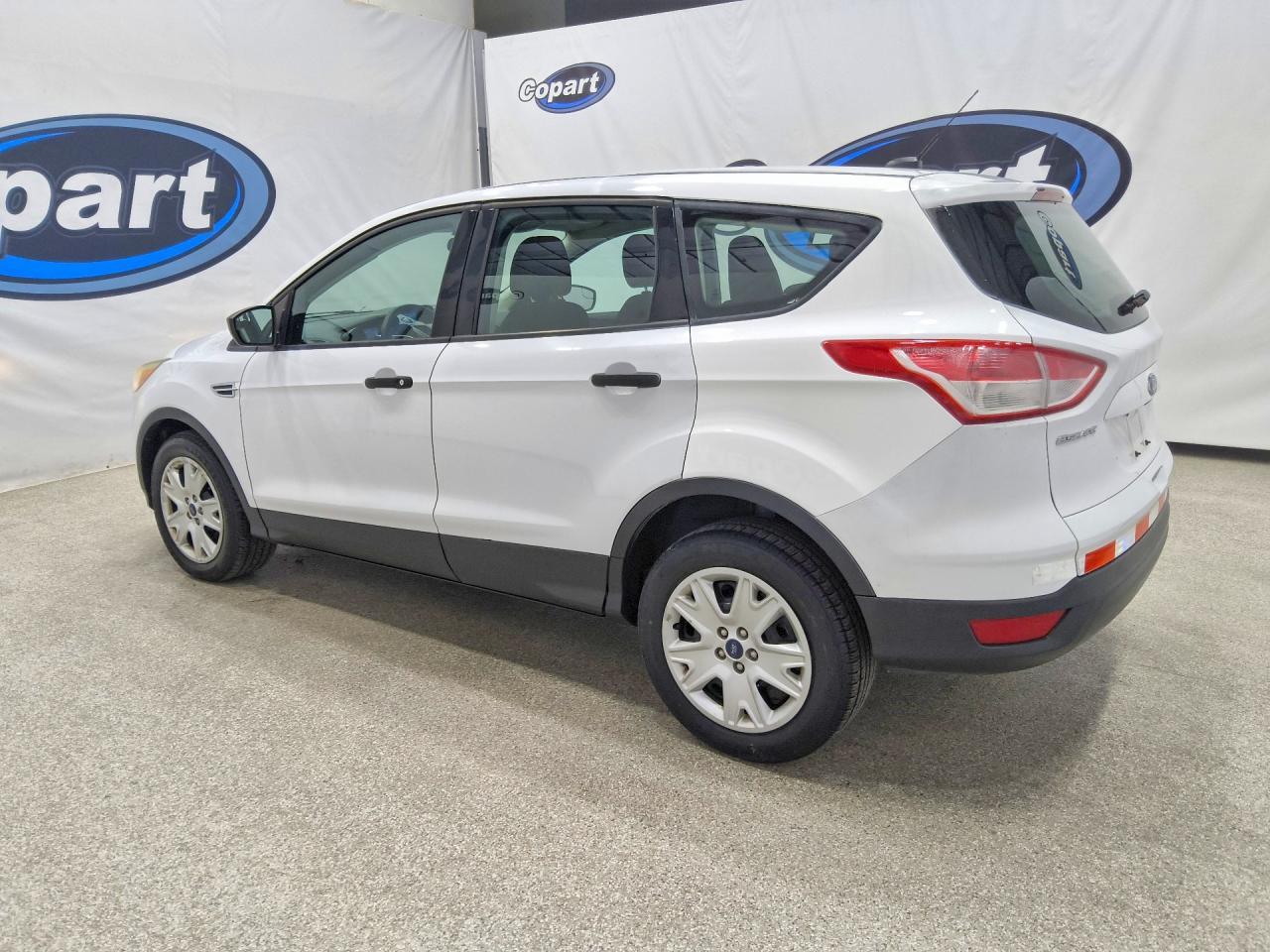 1FMCU0F71EUB48594 2014 FORD ESCAPE photo no. 2