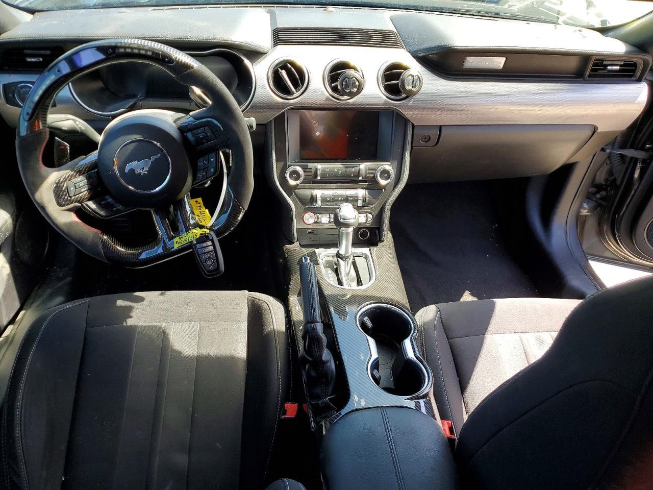 1FA6P8CF0J5166100 2018 FORD MUSTANG photo no. 8